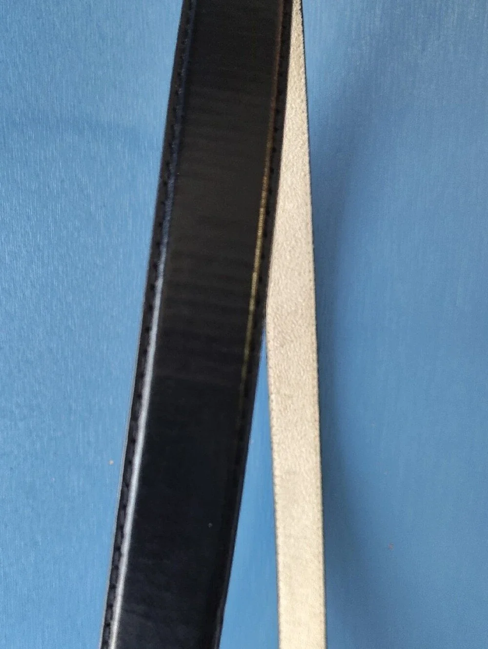 Black Leather Belt with Silver Horseshoe Buckle